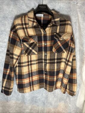 Plaid Button-Front Jean Shacket in Beige & Black